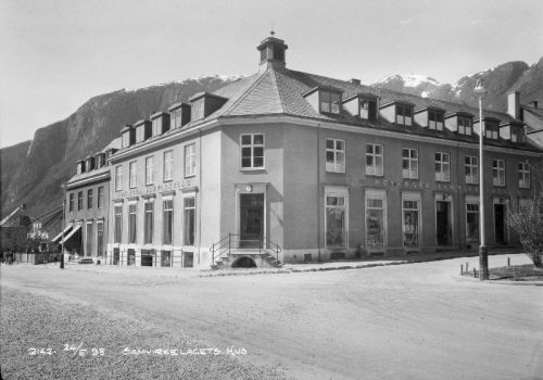 Samvirkelaget i Høyanger 24. mai 1938. (Foto: Eugen Nordahl-Olsen senior Høyanger verk/Fylkesarkivet)
